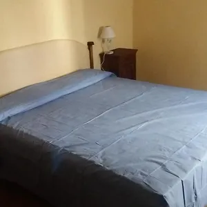 https://la-casina-lari.it-tuscanyhotel.com